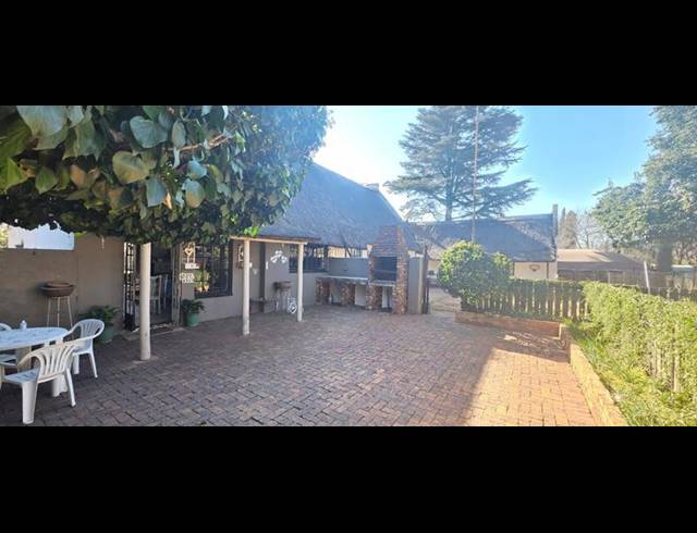 3 BEDROOM HOUSE FOR SALE IN HENLEY-ON-KLIP